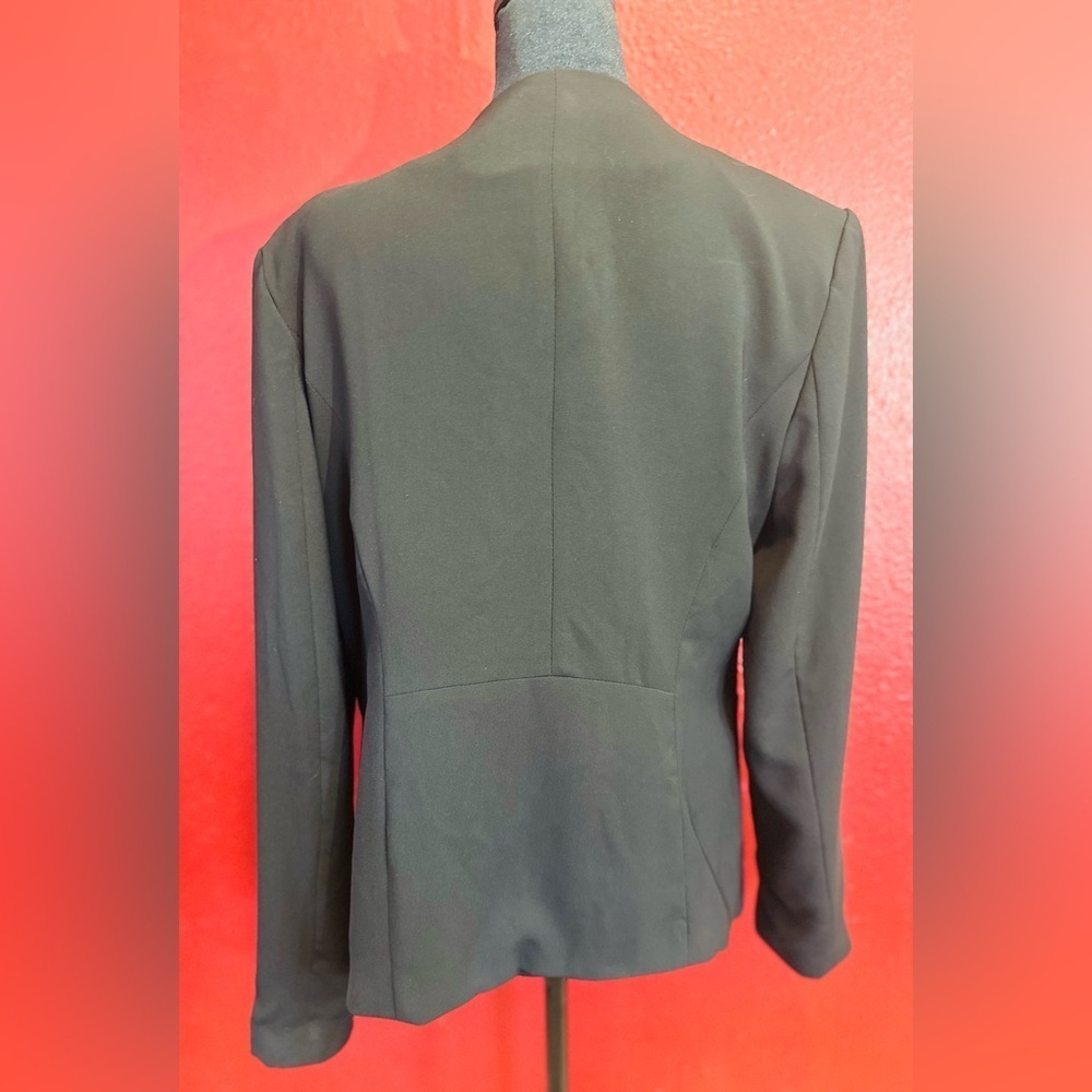 Linea Domani Black Blazer with Waterfall Front and Zipper Details, Size L - Picture 2 of 11